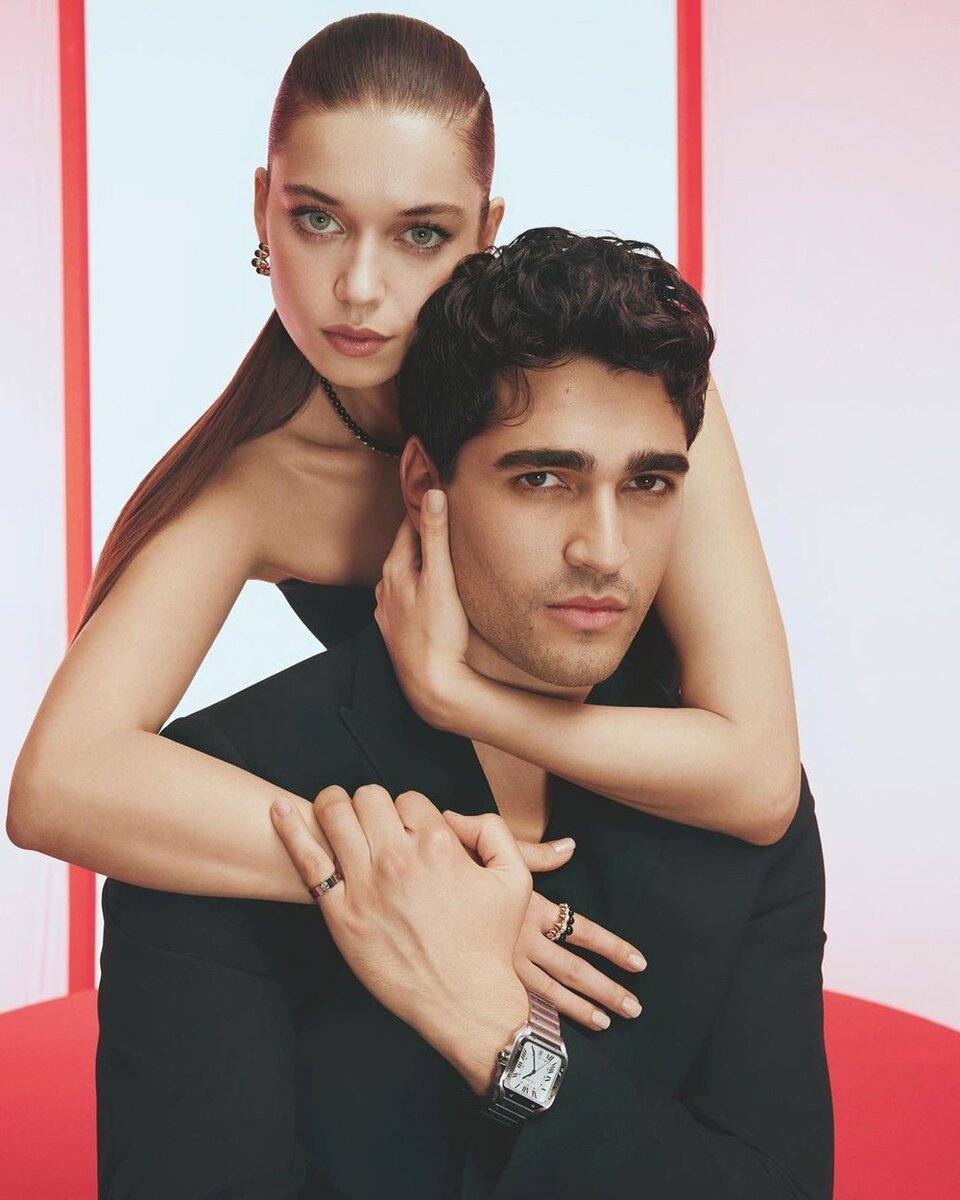 Афра сарачоглу и мерт рамазан демир. Афра сарачоглу и мерт рамазан демир. Мерт рамазан демир и ханде эрчел. Афра сарыч оглу и мерт рамазан. Афра сарачоглу.