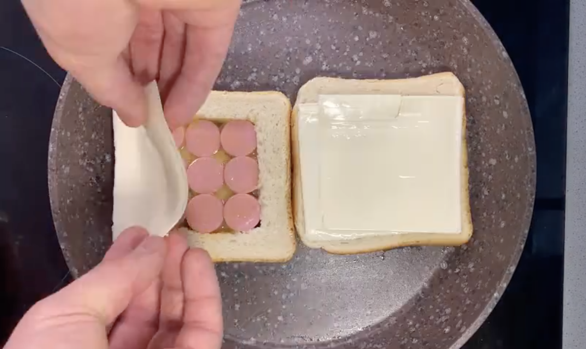 Воздействие повтора на читателя. Воздействие текста на читателя. Повторяемость действий. Формирование привычки психология. Воздействие повтора на читателя.