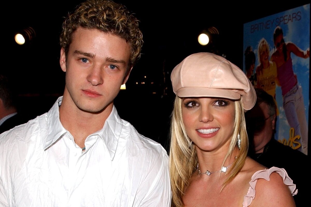 Песня подо мной пять. Подо мной м5 асфальт 8. Стихотворение про ржев. Песня подо мной пять. Балаклава алекса бума гта 5 рп.