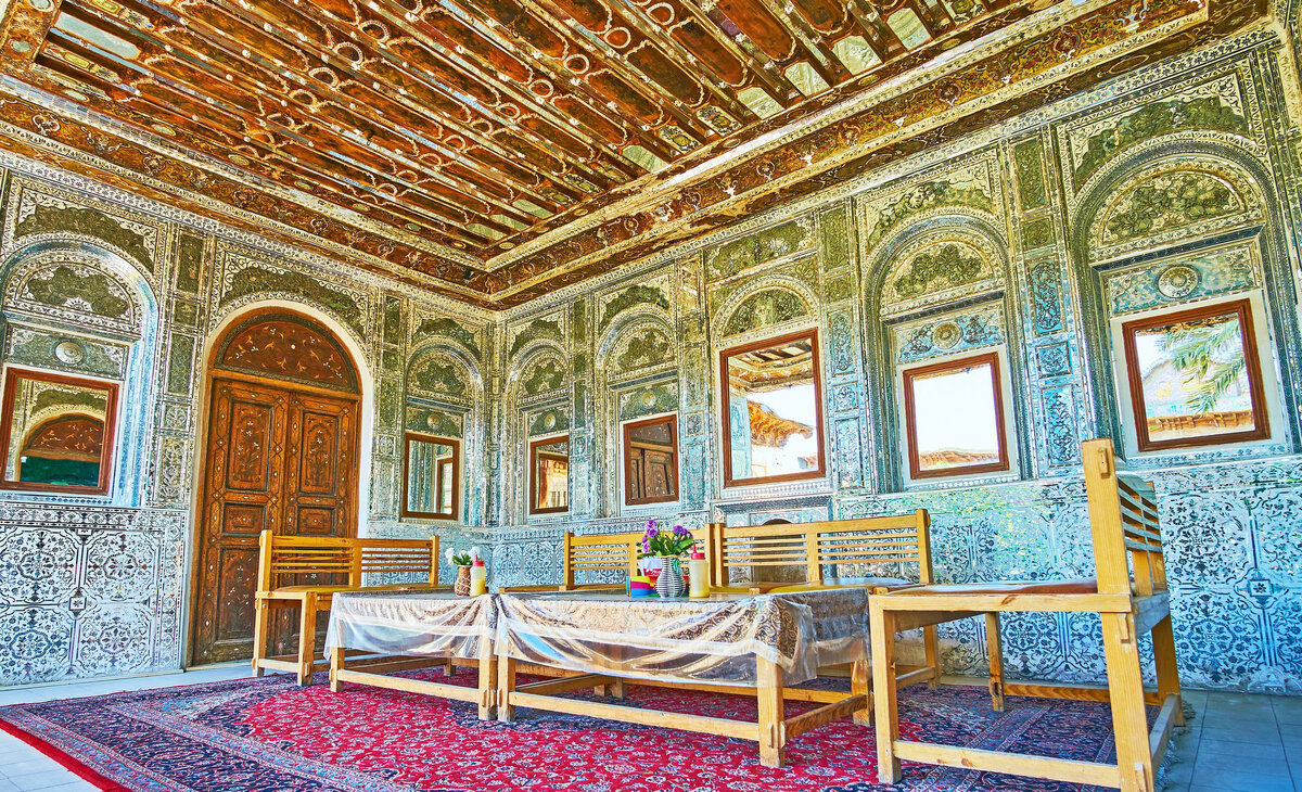 Особняк Зинат ол Мольк (Zinat ol Molk House) – достопримечательность Шираза  | Discover Iran | Дзен