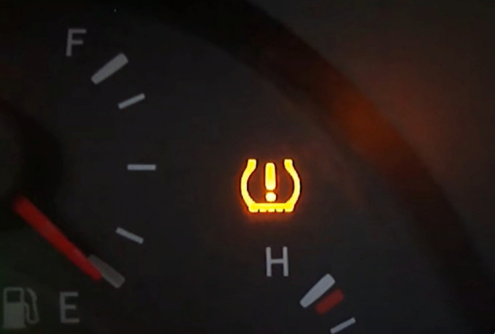 Сигнальные лампы логан 2. 5. Датчик температуры отработанных газов дастер 1. Сигнальные лампы логан 2. Панель приборов рено логан степвей.