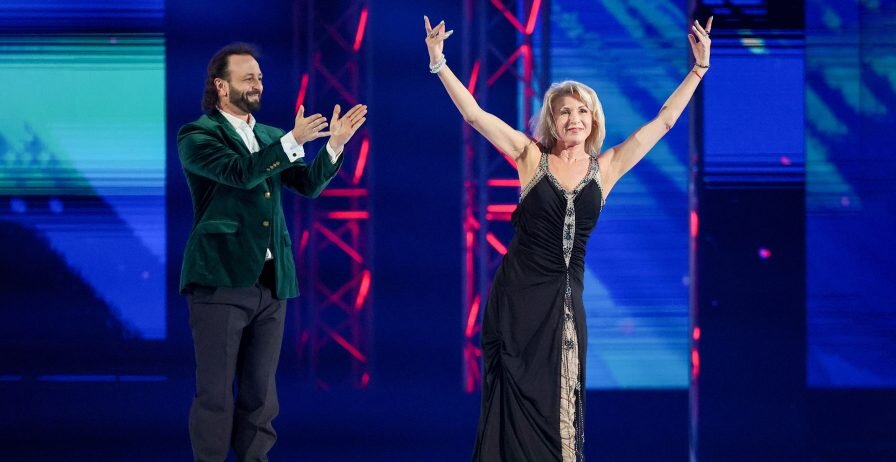 ты потерял меня цитаты. стих королева. уходящая девушка. моя королева. толстая королева.