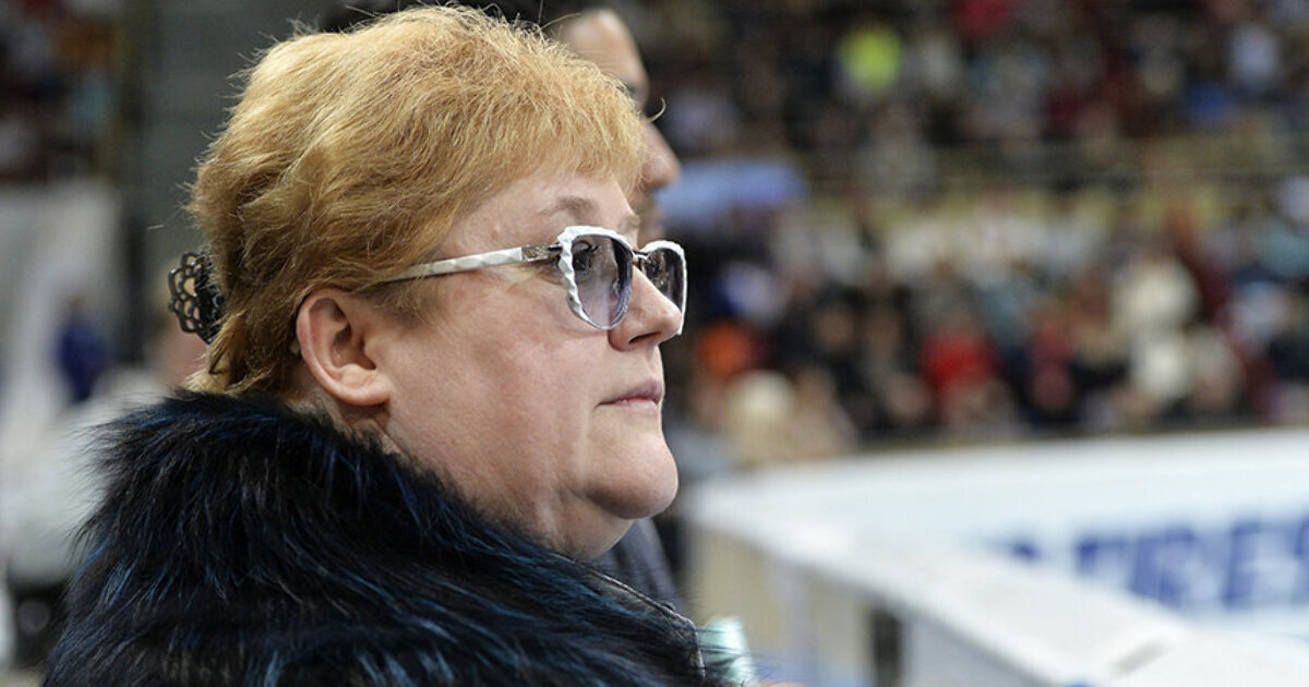 спасибо за внимание смеш. вера надежда любовь прикол. демотиваторы вера. девушка в старинном платье воспоминания. надеюсь дожить.