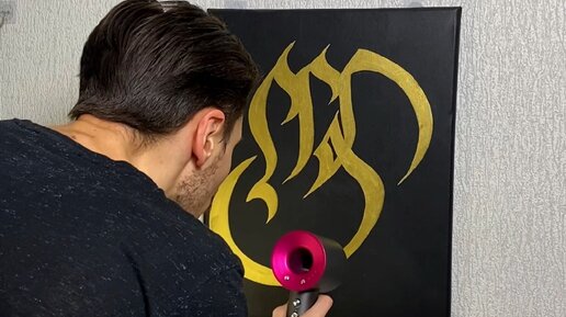 Валентин воробьев художник. Художник мюрзеп владимир васильевич. Художник на белом фоне. Воробьев «враг народа. Художник на букву т.