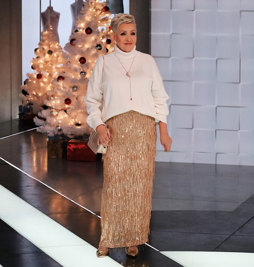 Цвета для презентации. Безвкусно одетая женщина. Плохо сочетается. Плохо сочетается. Ошибки в стиле одежды женщин.