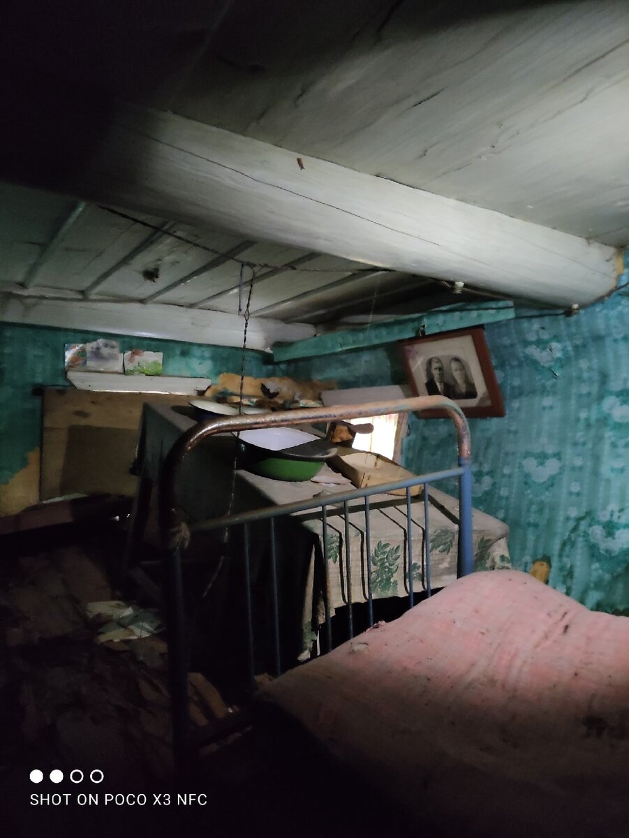 Счастливое детство в деревне. Фотосессия детей в дере. Бабушка в деревне. Утро у бабушки в деревне. Бабушка в деревне.