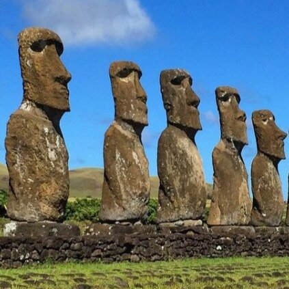Статуи острова Пасхи.