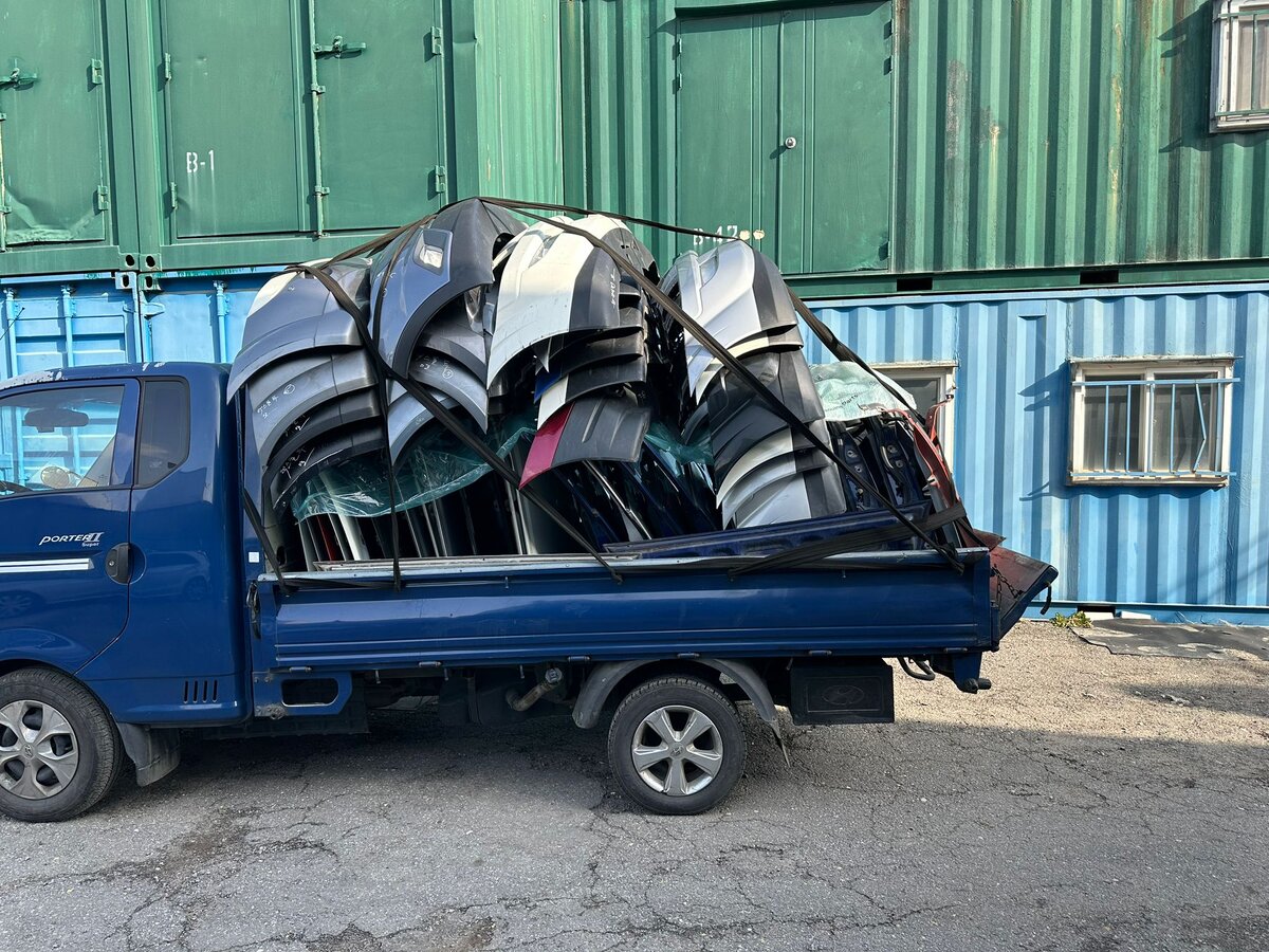 Mercedes benz 124 брабус. 3. Mercedes a class w169. Bmw m750e. Мотор кузов.