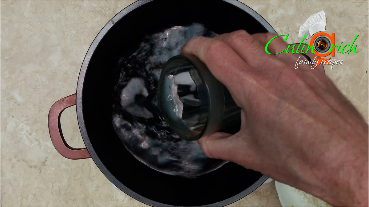 молоко применение. чем заменить молочку ребенку. чем заменить молочные продукты. замена молока. полезное молоко при пп.