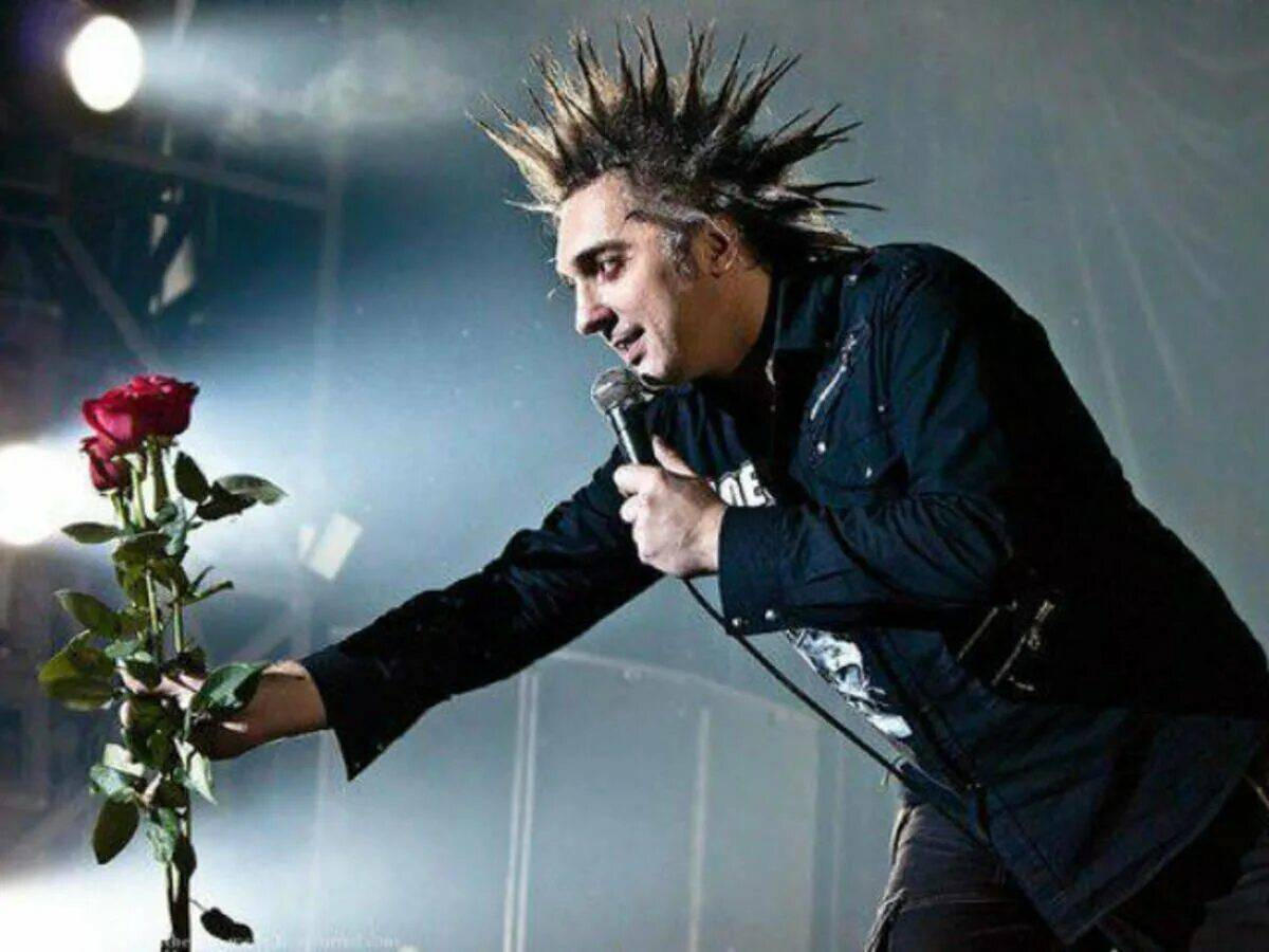 король и шут япония. король и шут сэ. король т шут группа. киш плакат. худшие песни король и шут.