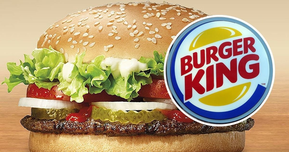 Burger king land. Бургер Кинг. Бургер Кинг название. Бургер Кинг бургер. Бургер Кинг фото.