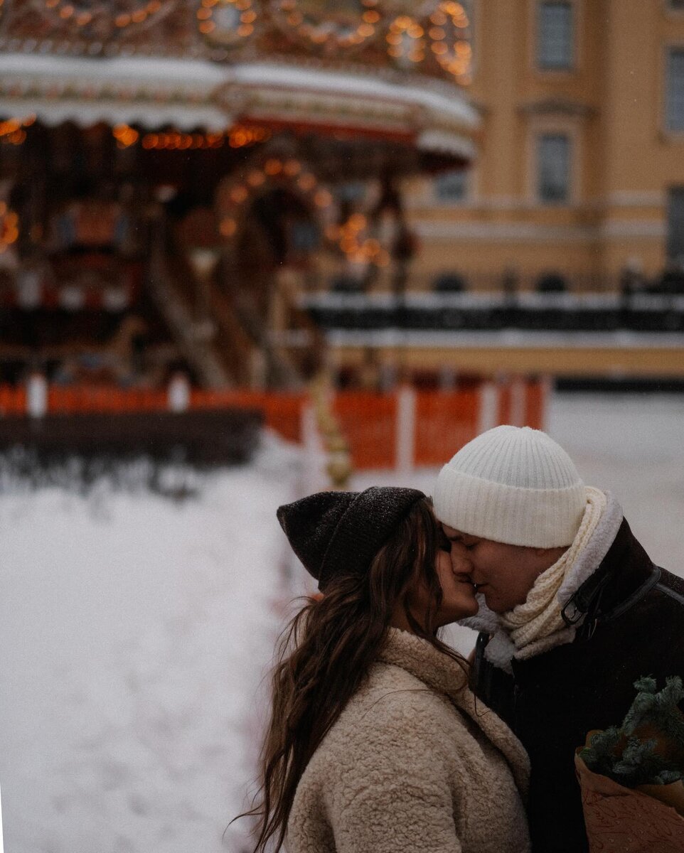 запечетлена или запечатлена. адренохром глаза светятся в темноте. светящиеся глаза адренохром. необъяснимые явления в лесу. запечетлена или запечатлена.