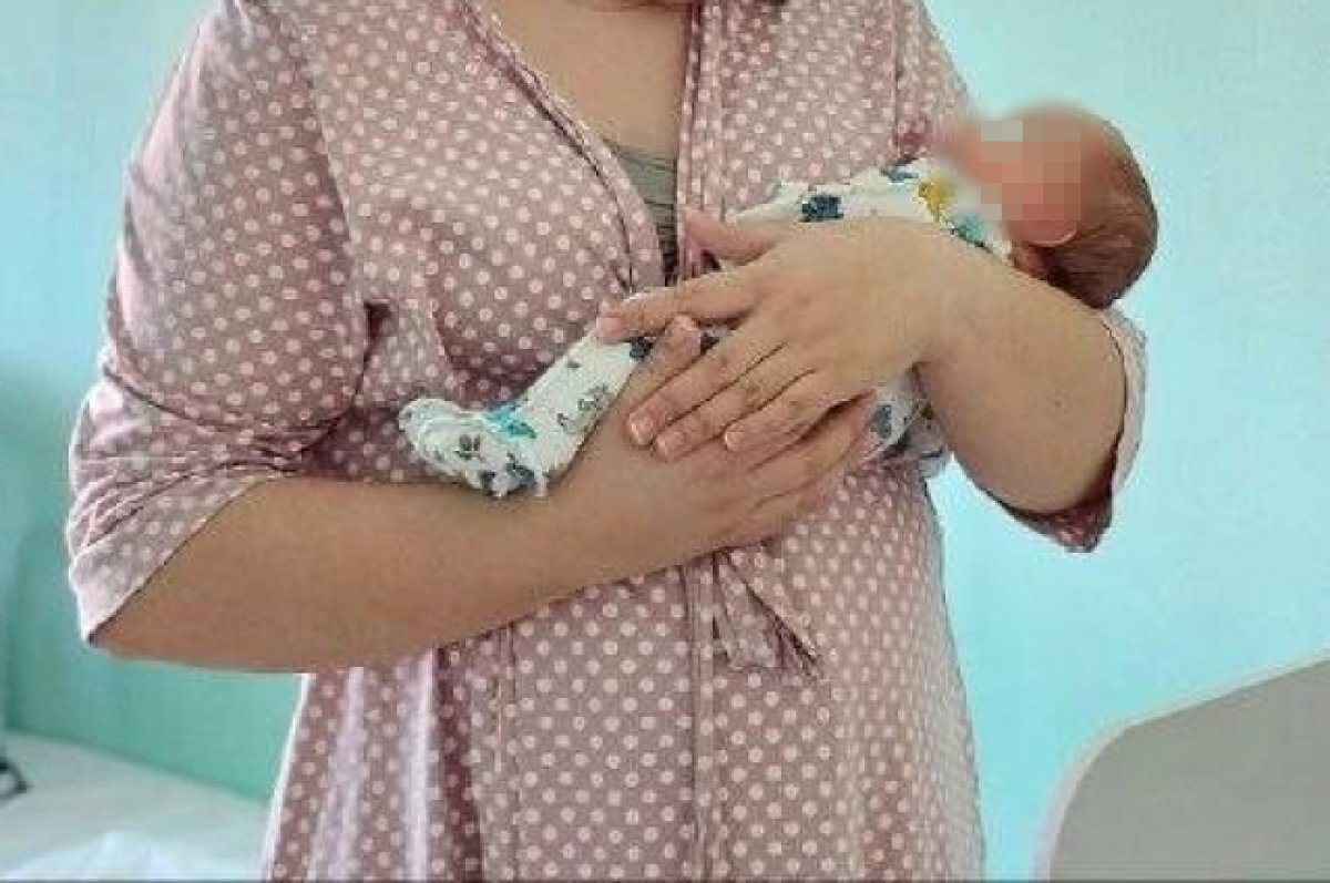    800-граммовую 6-месячную новорожденную спасли волгоградские медики