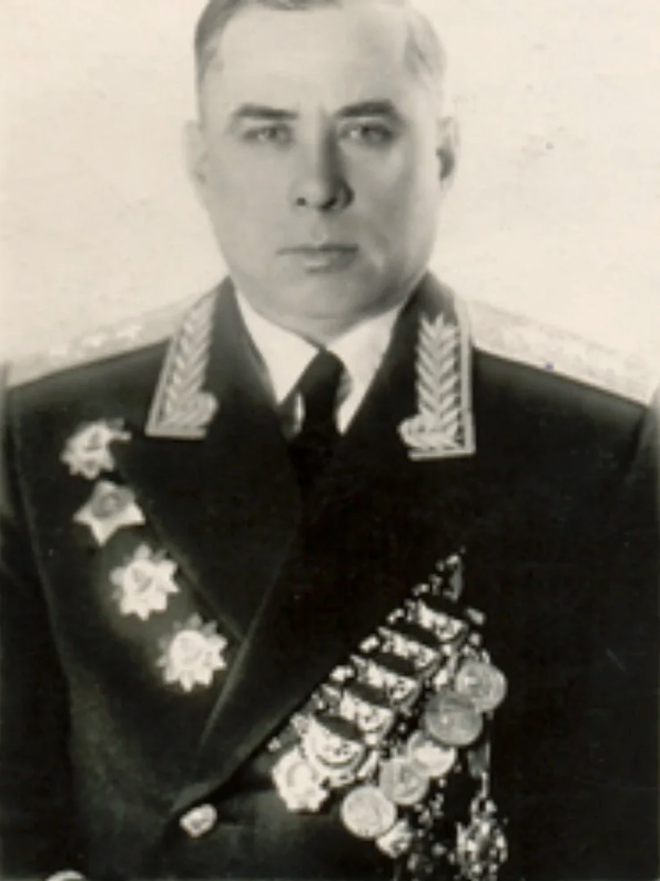 Генерал-полковник И.С.Глебов (1903-1993). Источник фото - https://ru.ruwiki.ru/wiki/Глебов,_Иван_Семёнович