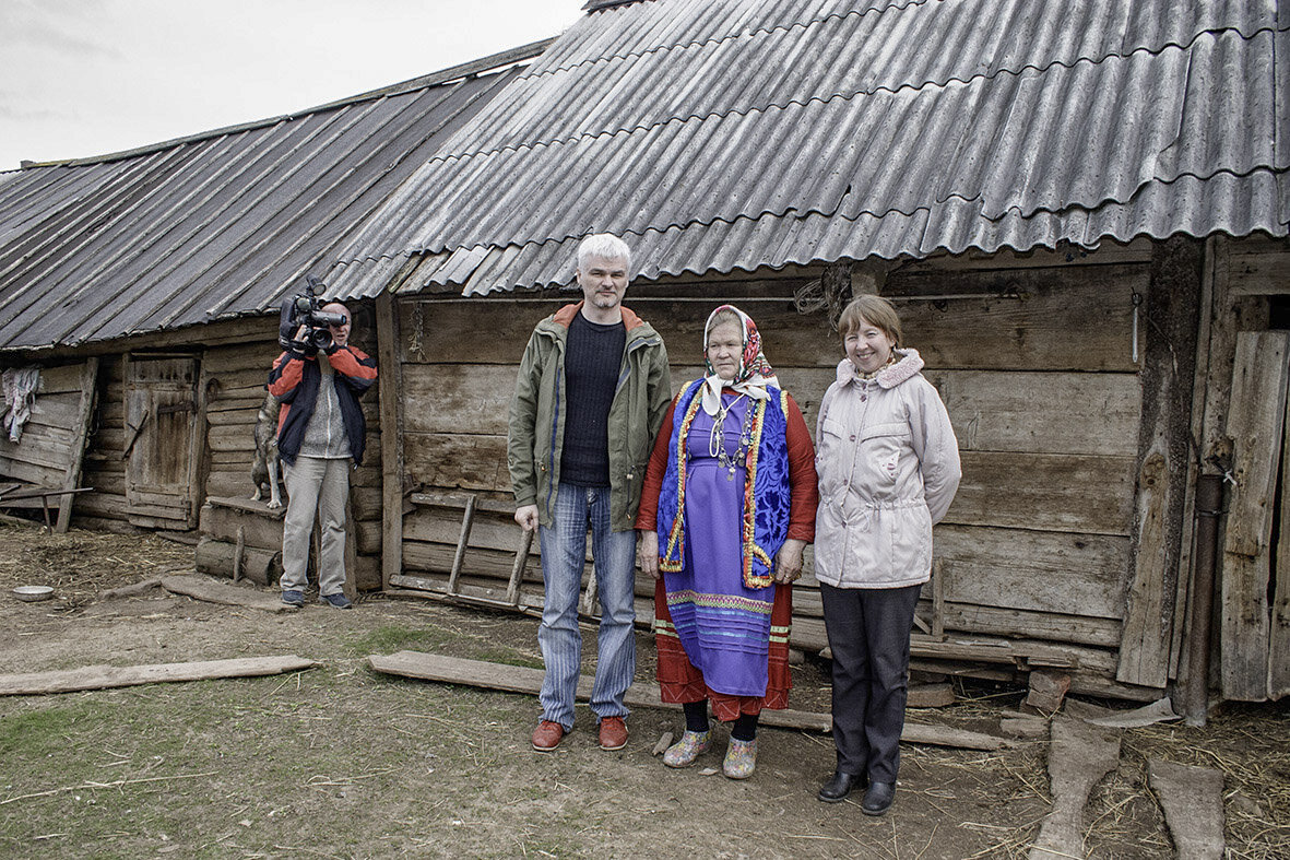 Этнолог в экспедиции. Экспедиция фольклор. Фольклорная экспедиция. Фольклорная экспедиция. Фольклорная экспедиция.
