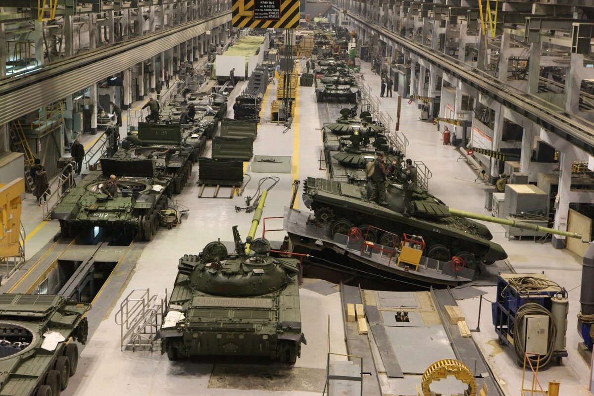 Хребет оборонки России - Уралвагонзавод