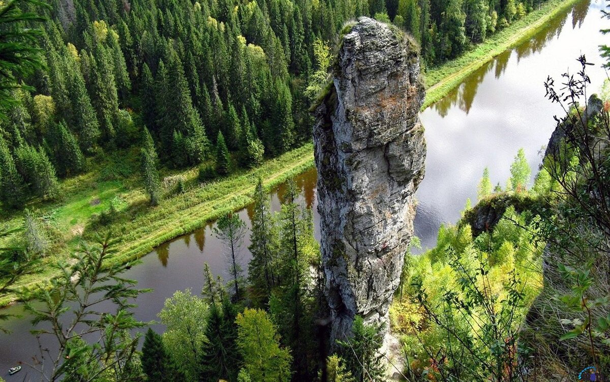 Усьвинские Столбы (Чертов Палец) — Пермский край. Скала Чертов Палец, Грот  Столбовой | Наш Урал и весь мир. Цели и маршруты для самостоятельных  поездок | Дзен