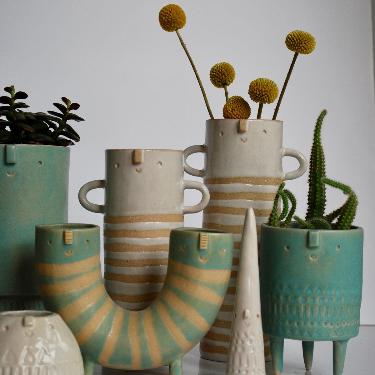 Тренды в дизайне сейчас. Модные тенденции в интерьере 2022. Недавние тренды в интерьере. Современный интерьер. Обои в тренде.