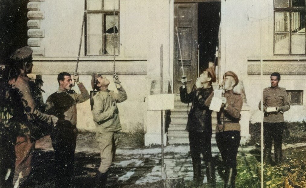 Обучение пускания мыльных пузырей с помощью специальных стержней