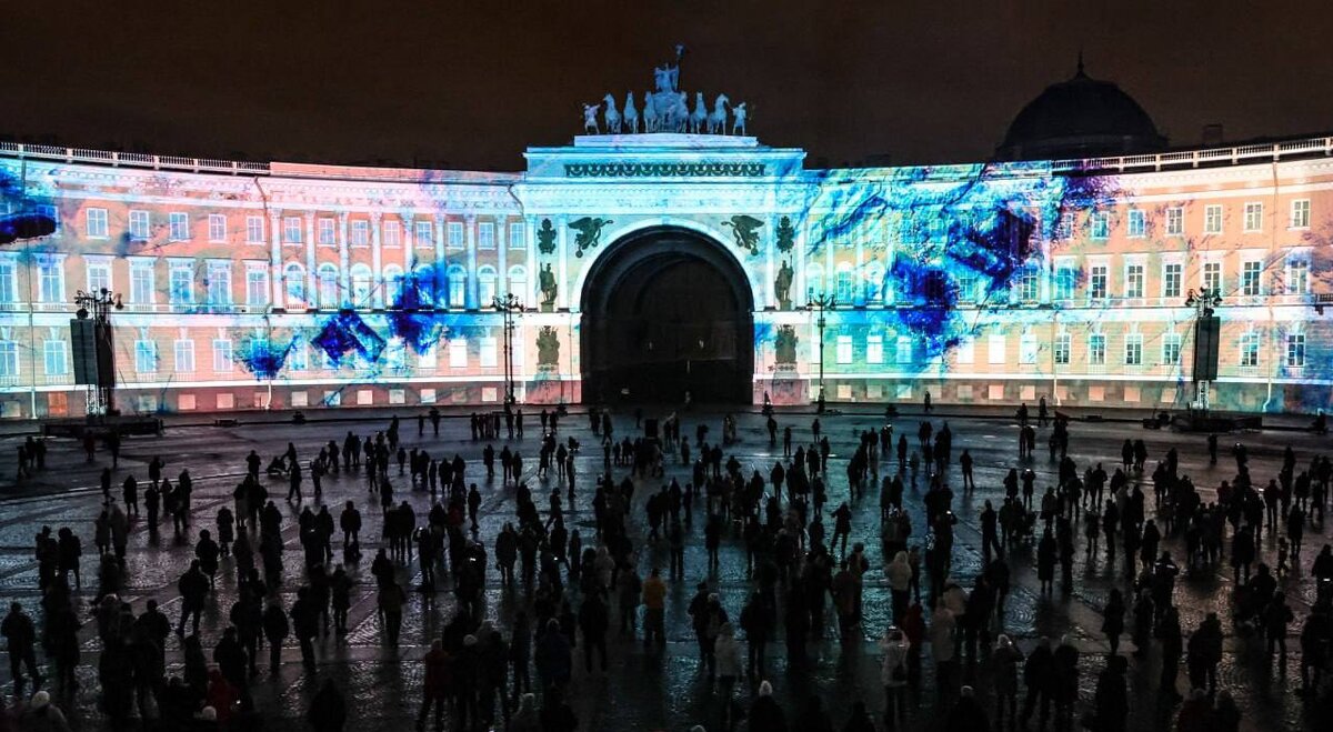 Площадь санкт петербурга по годам. Первое название санкт-петербурга в 1703. Дворцовая площадь 1918. И. Наслоение санкт-петербурга.