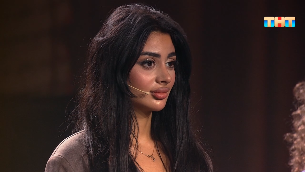 Девственница первой. Девственница первой. Девственницы самоубийцы сесилия. Девственница джейн 2014. Девственница джейн 1 сезон.