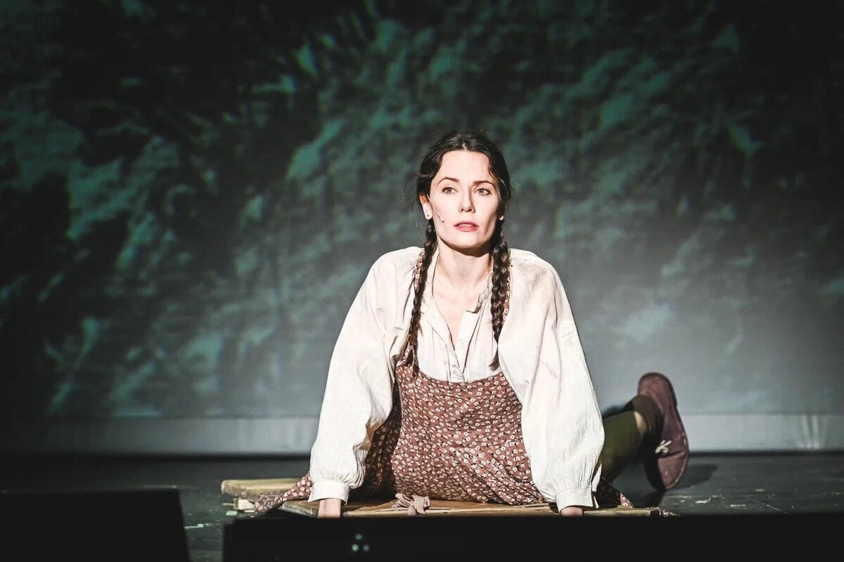 дети на музыкальном занятии. конкурс веселые ребята. библиотека картинки. логоритмика матрешки. музыкальные занятия в детском саду.