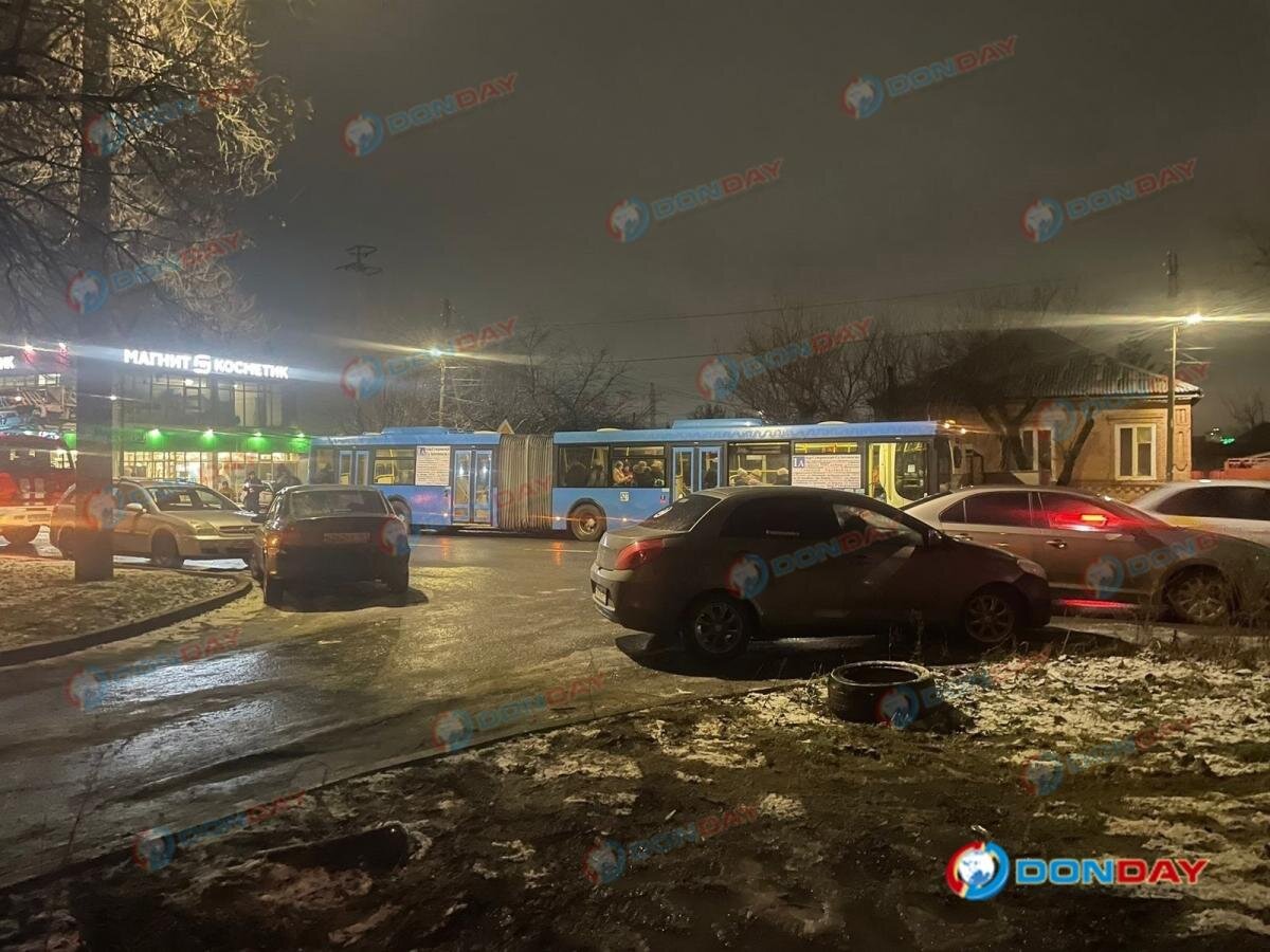 Фоторепортаж с места обрушения аварийной пятиэтажки в Ростове | Donday.ru |  Дзен