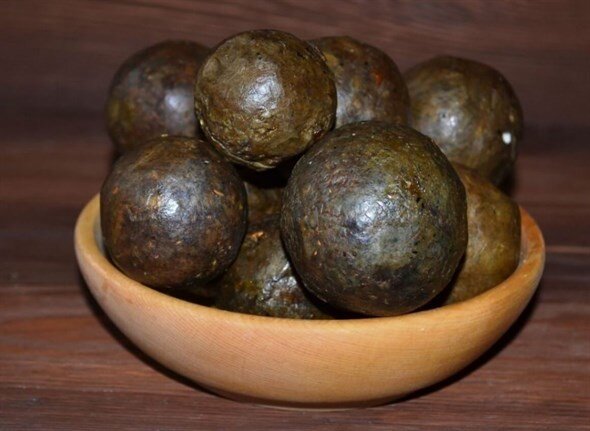 Шарики прополиса