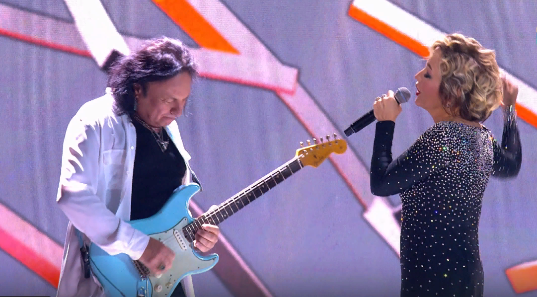 Клава 5 выпуск. Механическая клавиатура кастом. Antion t3 r5 клавиатура. Клавиатура 5bites angular. Лучшие клавиатуры 2005 года.