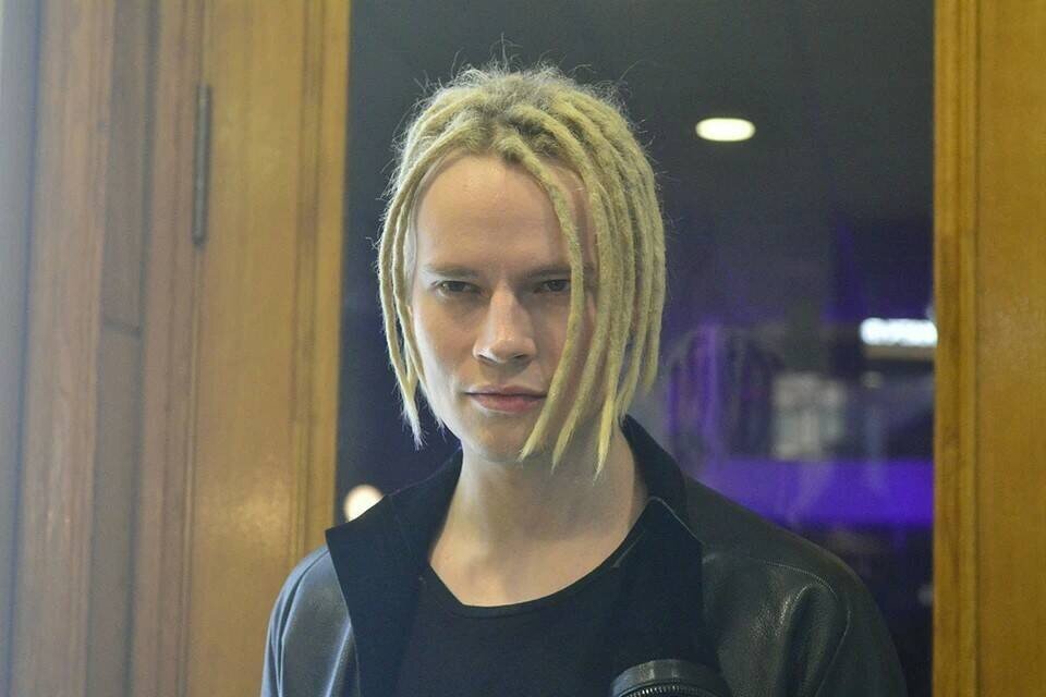    Гимн России в исполнении SHAMAN прозвучал в одесском троллейбусе GLOBAL LOOK PRESS