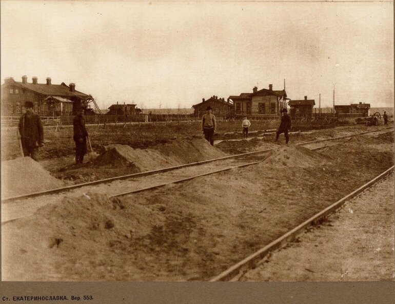 1920 гг. уроженец симбирска сын инспектора народных. илья николаевич ульянов презентация. гражданская война в симбирске. ульянов инспектор народных училищ симбирска фото.