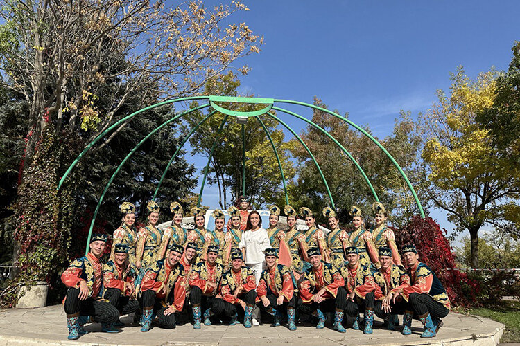    «Я каждый год объезжаю хореографические училища в близлежащих регионах, являюсь членом комиссии на выпускных экзаменах» Фото предоставлено Чулпан Закировой