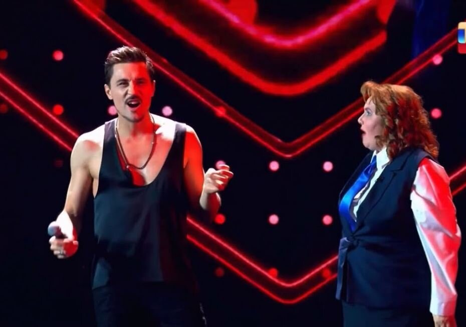 билан проводница конфетка. красивые проводницы. билан проводница конфетка. проводница 1994. билан проводница конфетка.