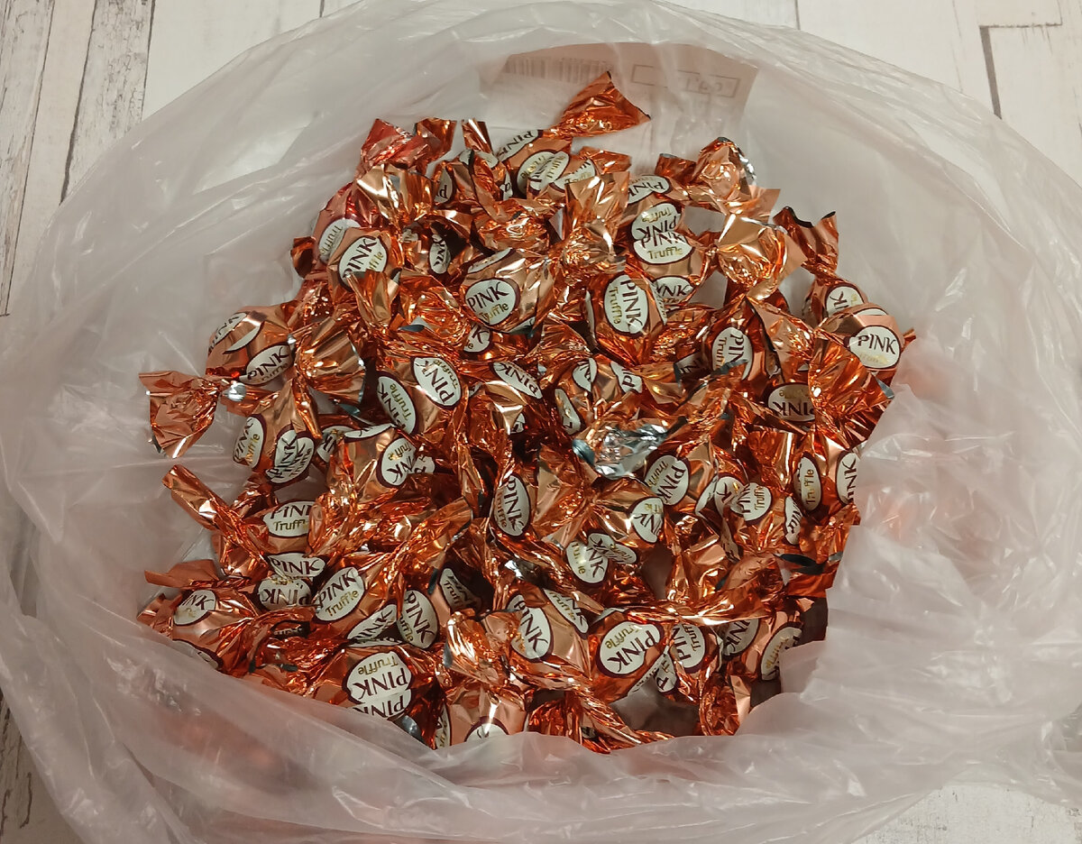 Зрение -10 как видит человек. Покажи минус 8. Покажи минус 8. Минус минус минус равно. Минус 8 оригинал.