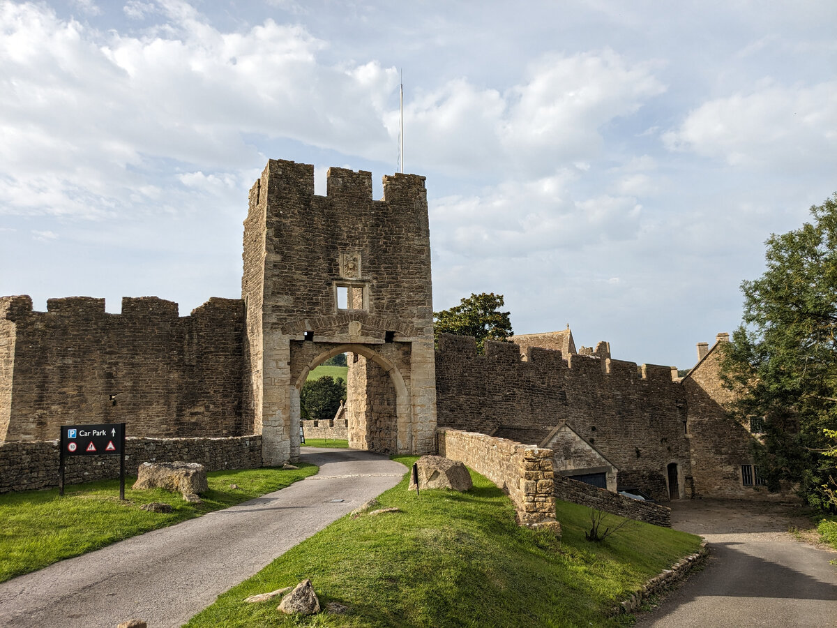 Замок Фарли Хангерфорд. Графство Сомерсет. Фото из личного архива 