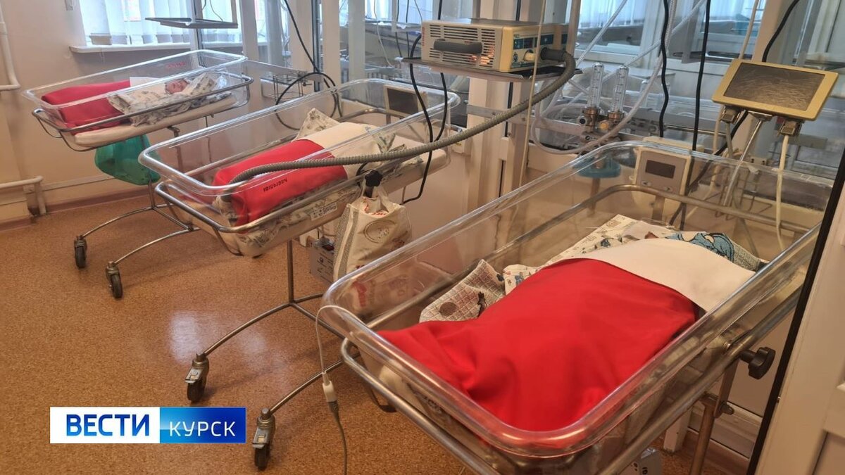    В Железнодорожном округе Курска за год появились на свет 516 малышей