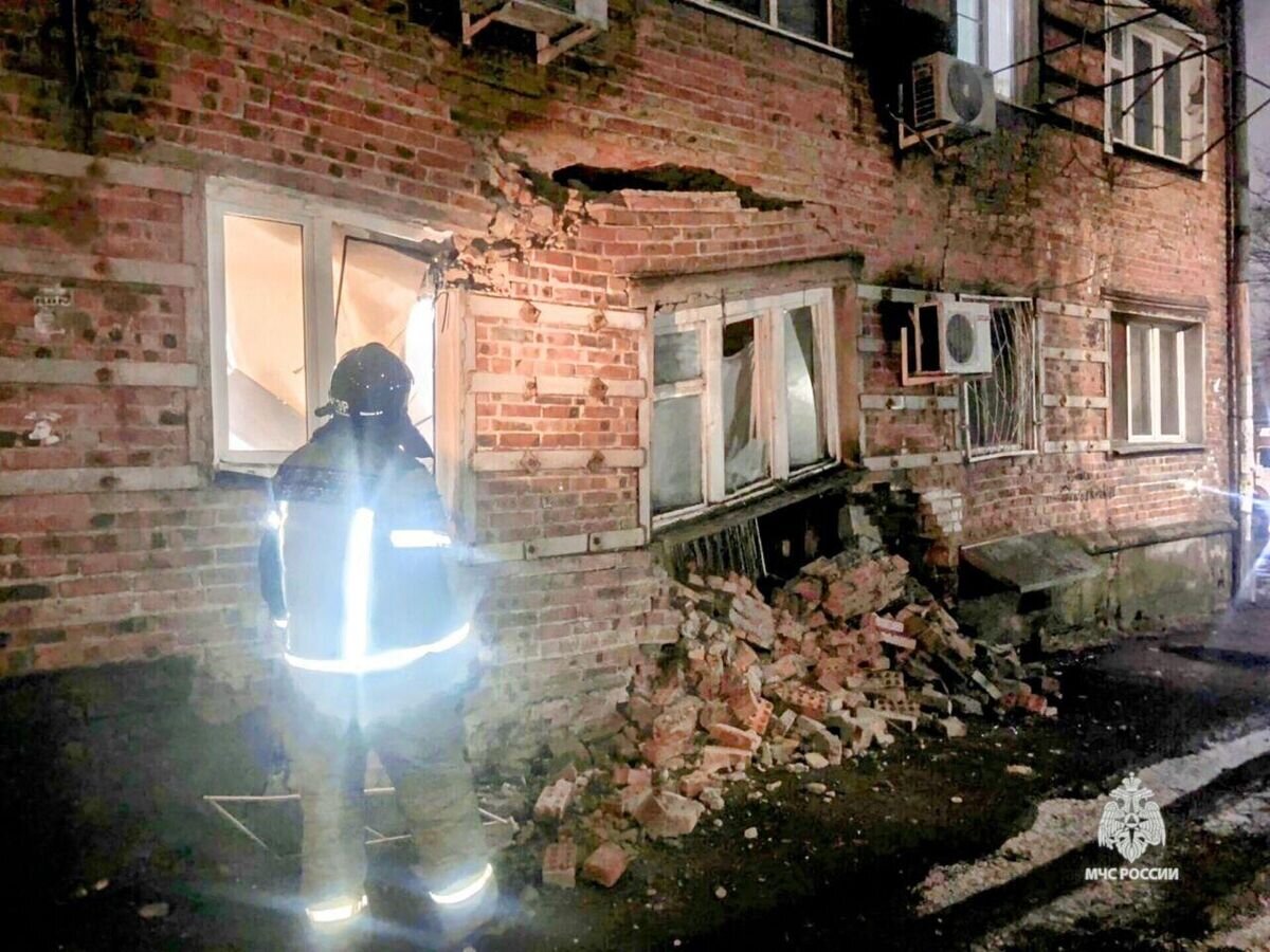 Обвалился дом в ростове на дону