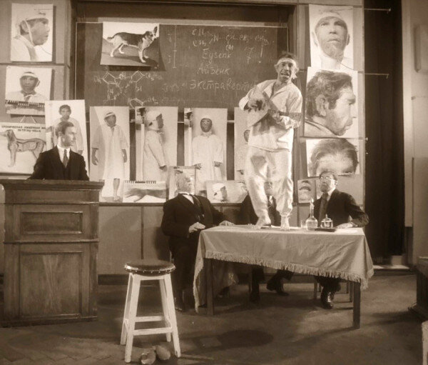 Кадр из фильма "Собачье сердце" (из открытого источника в Интернете)