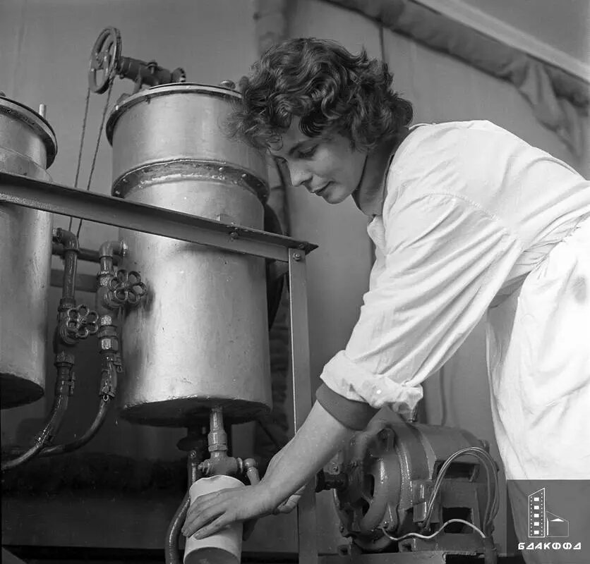 Эксперимент это метод научного познания. Эксперимент как метод научного познания. Эксперимент это метод научного познания. Способы изучения физики. Методы научного познания егэ обществознание.