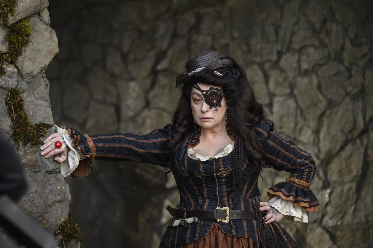 Бременские музыканты цыганка. Бременские музыканты мультфильм атаманша. Бременские музыканты атаманша и разбойники. Атаманша из бременских музыкантов 2024. Атаманша из бременских музыкантов 2024.