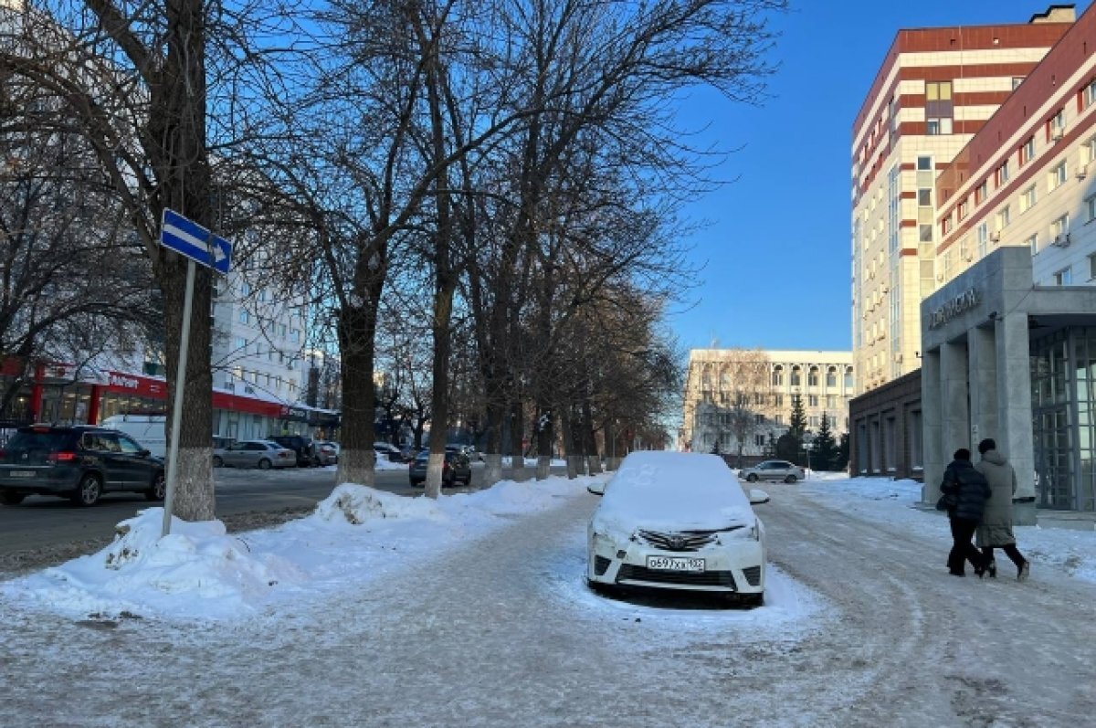    В Уфе благоустроят тротуар на улице Цюрупы