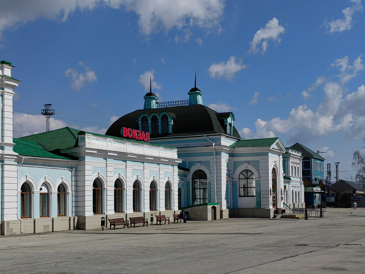 Mennekes зарядка электромобиля. Зарядить телефон. Аккумуляторная зарядка для телефона. Робот пылесос сяоми на зарядке. Как быстро зарядить быстро телефон.