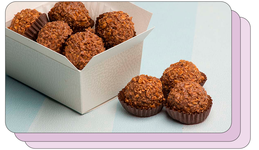 муравейник сладость. украшение торта грецкими орехами. тортик из печенья без выпечки. торт из печенья. печенье из овсяных хлопьев с шоколадом.