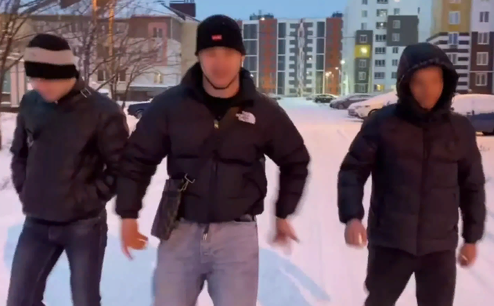 человека лишили российского гражданства. могут ли лишить гражданства. не может быть лишён гражданства. человека лишили российского гражданства. лишение гражданства по решению государственных органов.