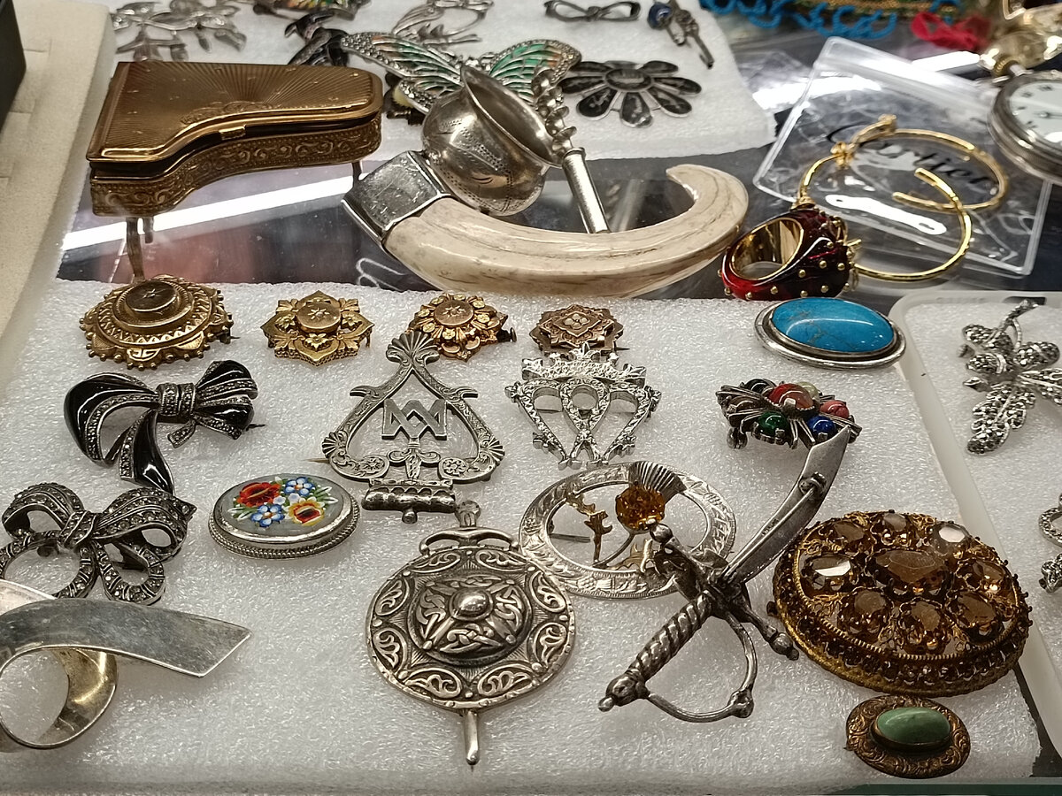 можно ли уволиться в новогодние праздники. можно ли уволиться в новогодние праздники. уволить за невыход на работу. заявление по увольнению по собственному желанию без отработки. отработка при увольнении.