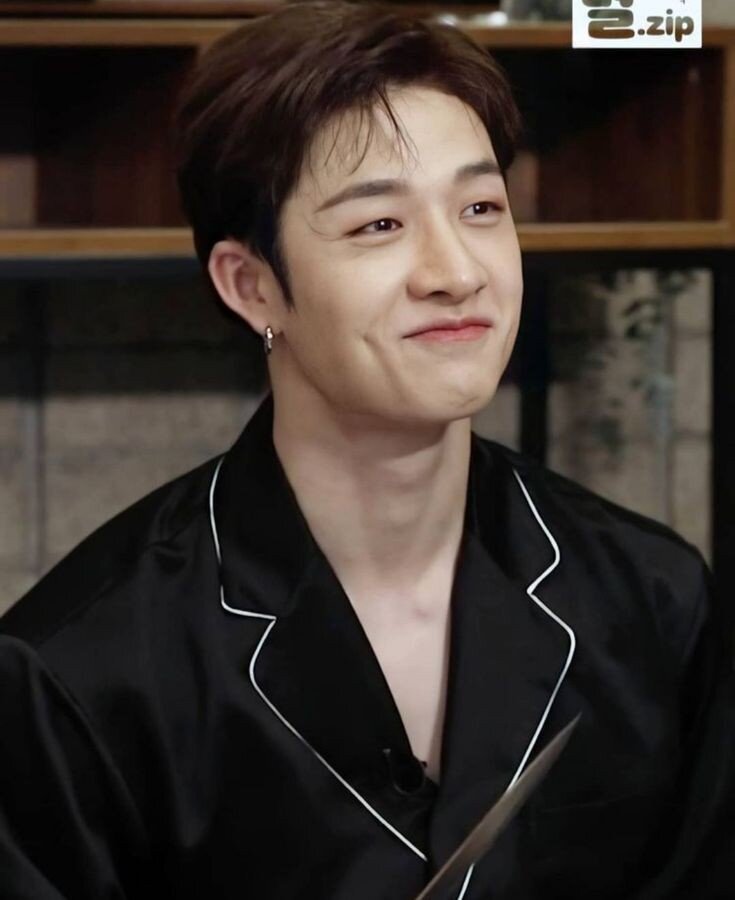 Бан чан и сынмин. Бан чан и ян чонин. Бан чан stray kids рост. Бан чан и т и 18. Джисон stray kids.