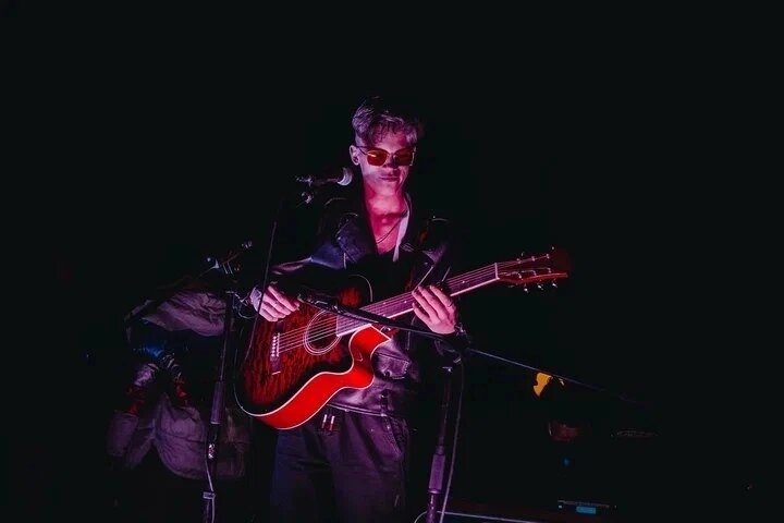 Первое выступление на большую аудиторию. 