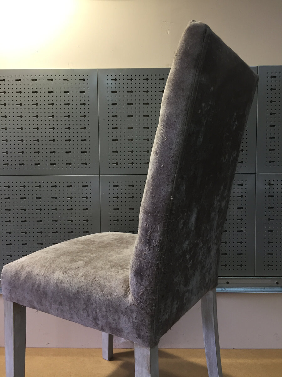 обивка стульев. перетяжка кухонных стульев. обтяжка стульев. мягкий стул. перетянуть стулья.