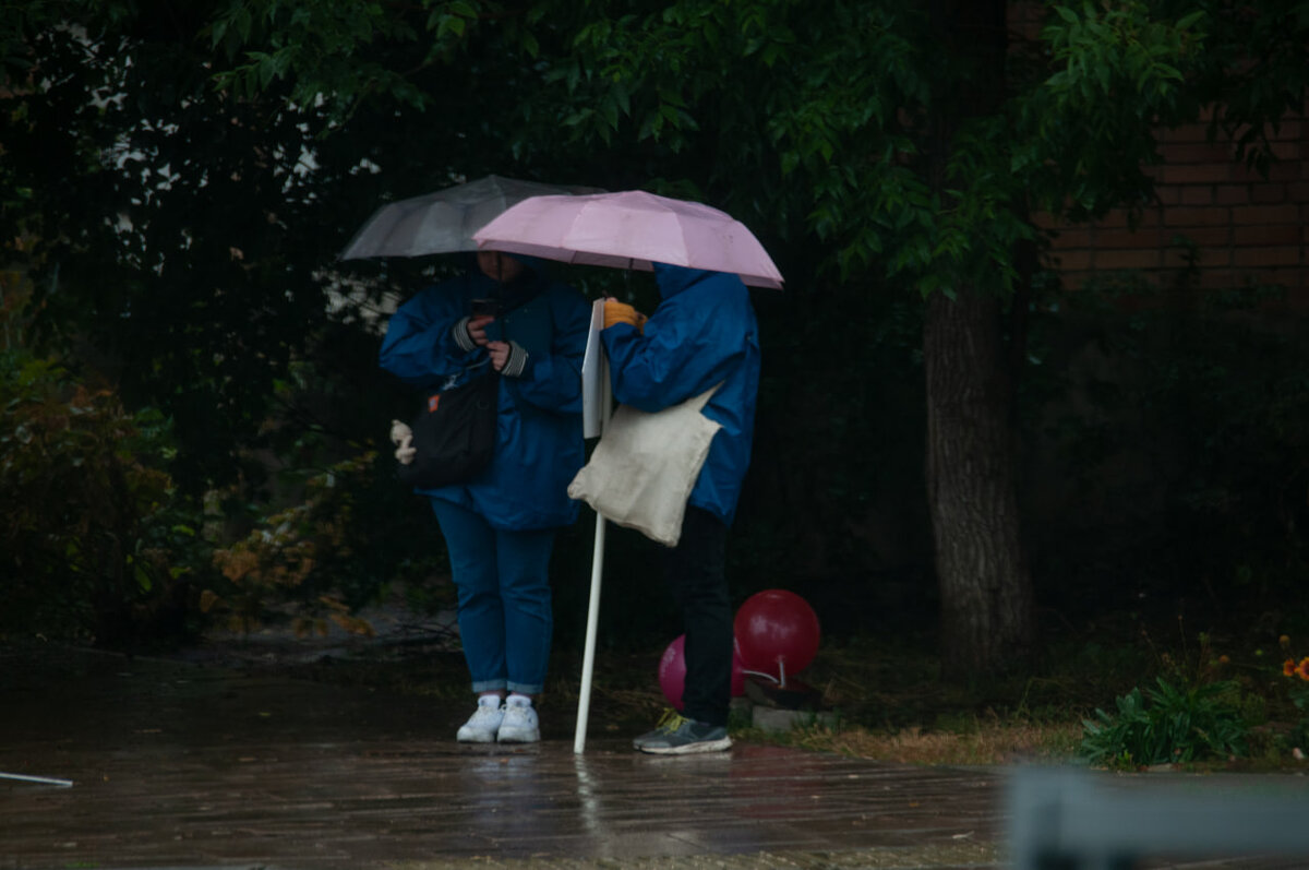 РУССКАЯ ПОГОДА - ОНА ТАКАЯ, НЕПРЕДСКАЗУЕМАЯ… ФОТО: SVETLANA VOZMILOVA/GLOBALLOOKPRESS