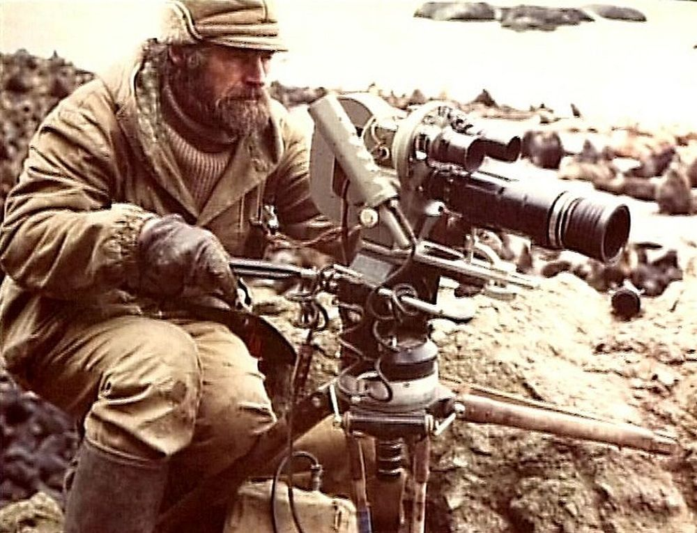 Юрий Ледин за работой